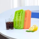 3D crocodile silicone ice mold with lid beverage ice tray ice box creative personality bar home ice cube mold-1Pc Random color